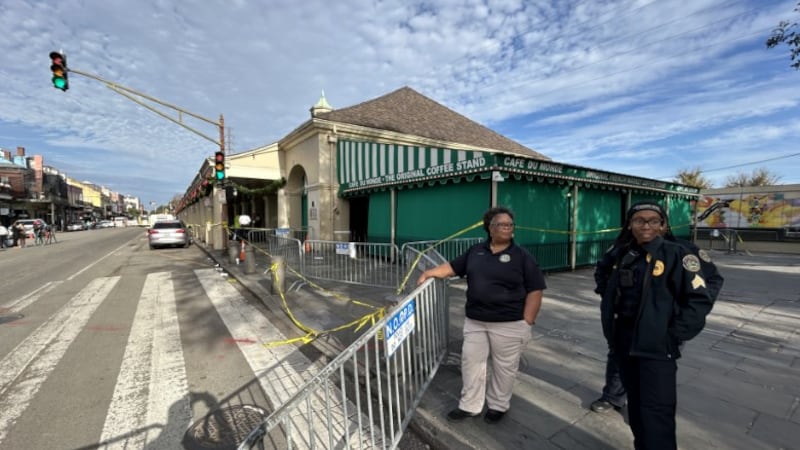 New Orleans' world-famous beignet and coffee shop Cafe du Monde abruptly closed Friday...