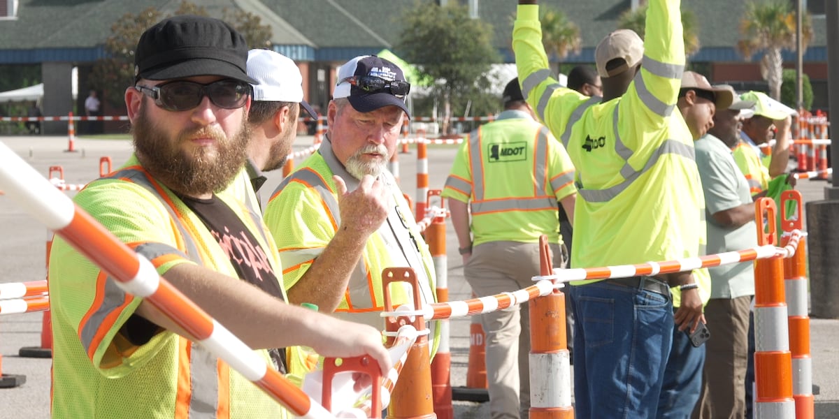 Mississippi Equipment Operators Put Skills to the Test at MDOT Roadeo