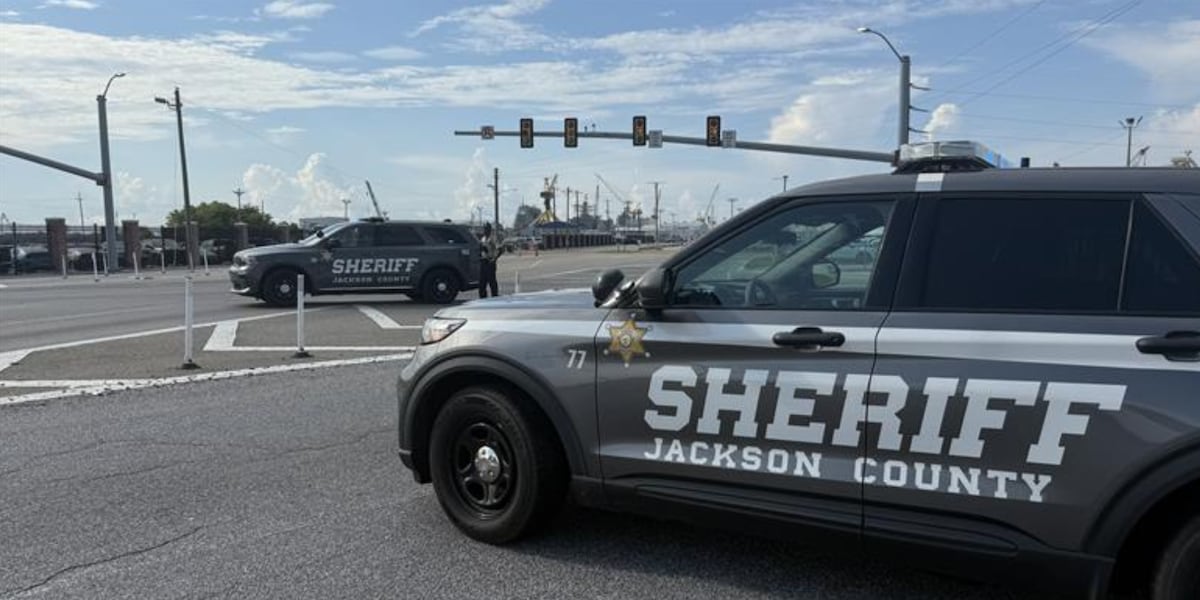 One dead after shooting at Ingalls Shipbuilding, Pascagoula Police say One dead after shooting at Ingalls Shipbuilding, Pascagoula Police say