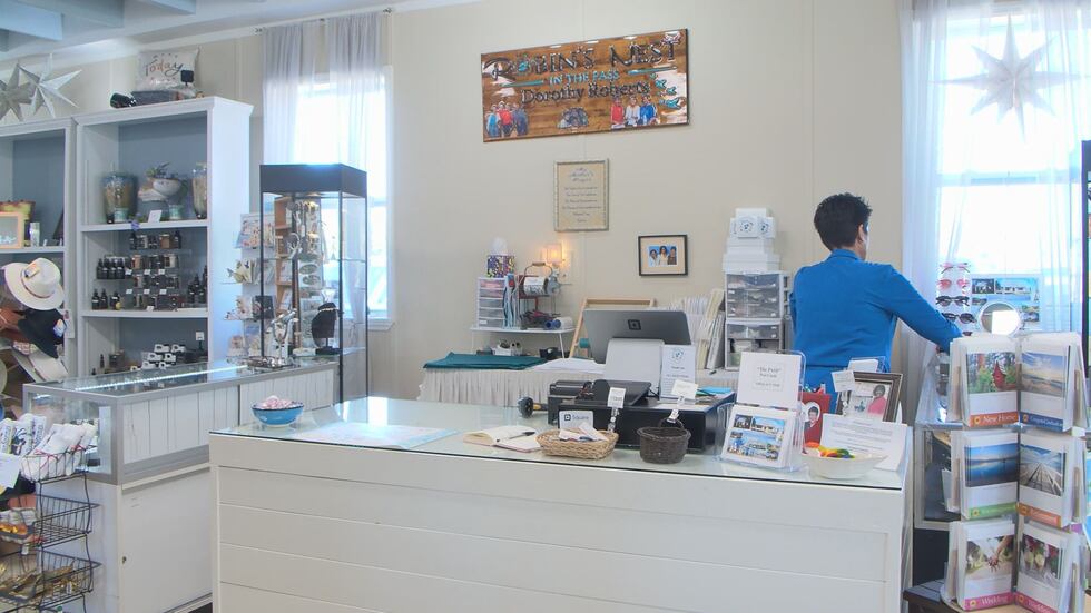 Jenny, store manager at Robin's Nest in the Pass.