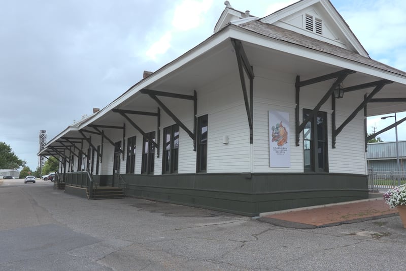 The doors are open, the taps are pouring, and one of Pascagoula’s most recognizable landmarks...