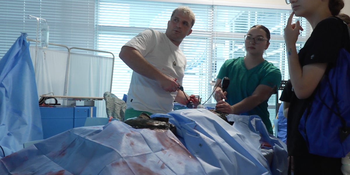 High school students practice healthcare skills at Singing River Academy - health news
