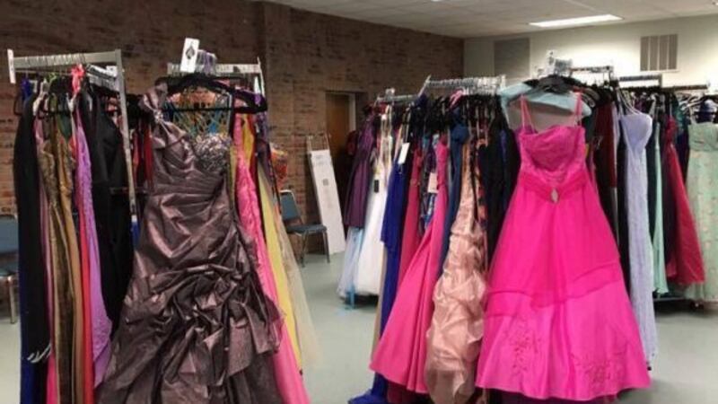 JABOS providing prom dresses at low cost JABOS providing prom dresses at low cost